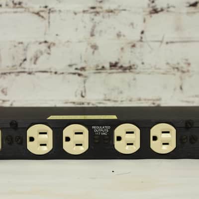 Furman Model AR -117 A.C. Line Regulator/Power Conditioner image 8