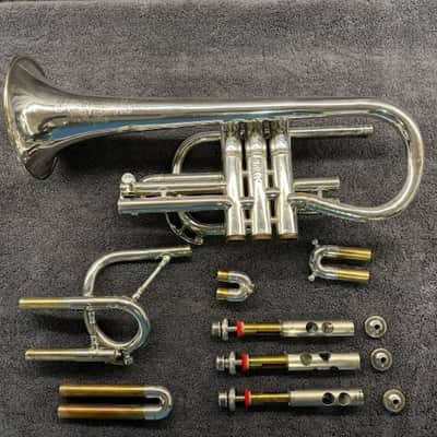 Unique Vintage King Cornet by HN White image 10