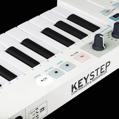 Arturia KeyStep 32 Key MIDI Keyboard Controller & Sequencer Bundle with 4x Pig Hog Mono Patch Cables & Liquid Audio Polishing Cloth - USB, MIDI, CV Keyboard Controller image 6