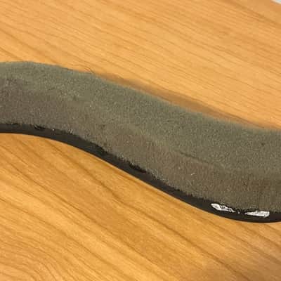 Hofner F-Hole Foam Plug Cover for Hofner Jazzica - Ebony image 3