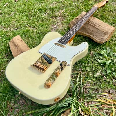 2018 NAMM Show Fender Custom Shop Limited Edition Super Custom Deluxe Twisted Telecaster Ivory White Sparkle image 23