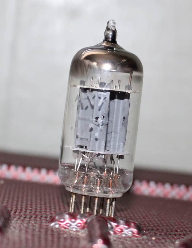 GE 12AX7 ECC83 LONG GRAY 2 HOLE LADDER PLATE FAT D GETTER GETTER TEST NOS+ MINTY VINTAGE 1955ISH image 1