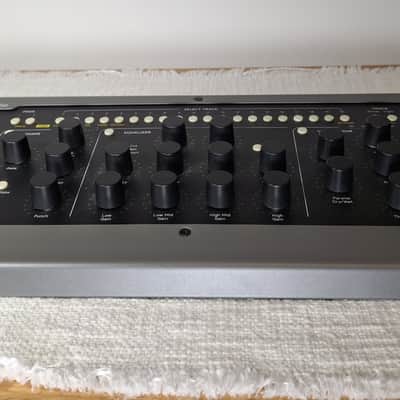 Softube Console 1 MKII Hardware/Software Mixer 2017 - Black/Grey image 4
