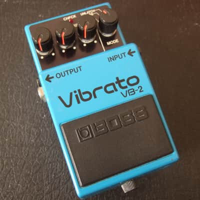 【動作確認済】BOSS VB-2 Vibrato (MIJ, 1982) 1982 Boss VB-2 Vibrato Demo - YouTube