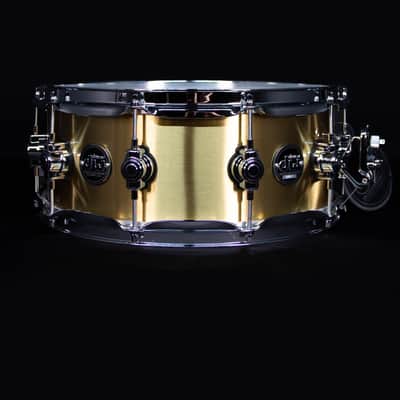 DW 14" x 5.5" Performance Series Thin Brass Snare image 1