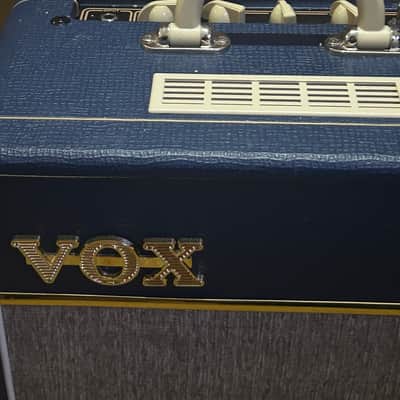 Vox AC4C1-BL Limited Edition 4-Watt 1x10" Guitar Combo 2012 Blue with Tygon Cloth image 3