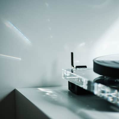 Pro-Ject: XA B Balanced Acrylic Turntable image 12