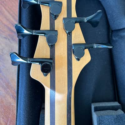 Handmade "Tom Clement" Fretless 5 String Bass image 4