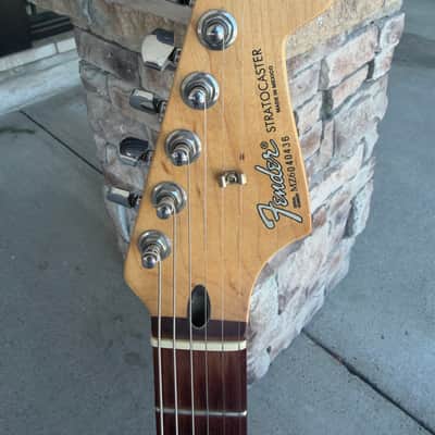Fender Buddy Guy Artist Series Signature Stratocaster Black with Polka Dots Roadworn image 2