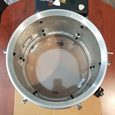 Oriollo Phantom Seamless Hammered Aluminum Snare Drum - 13x9 image 12