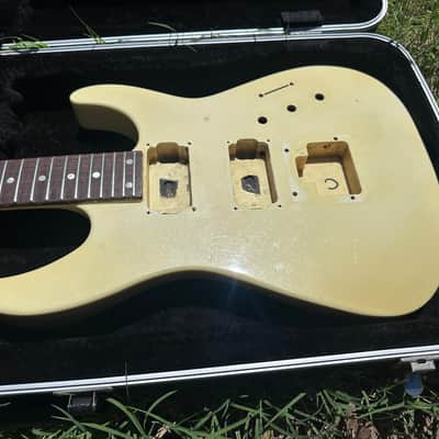 Charvel Model 5 HH image 3