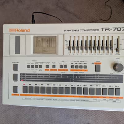 Roland TR-707 Rhythm Composer 1985 White