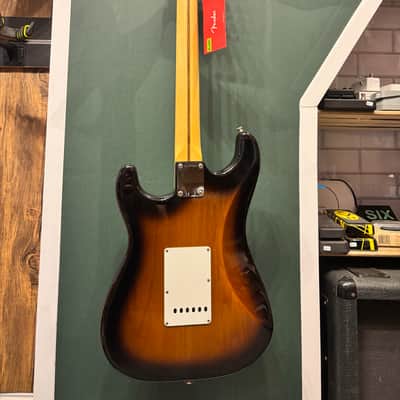 Fender American Original '50s Stratocaster with Maple Fretboard 2018 - 2022 - 2-Color Sunburst image 9