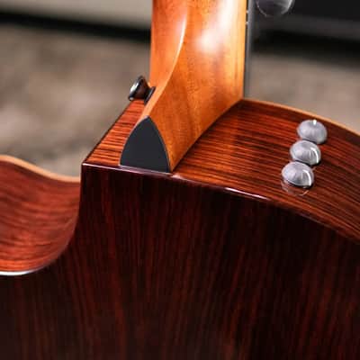 Taylor 414ce Studio Grand Auditorium Acoustic/Electric Guitar - Natural with Gig Bag image 8
