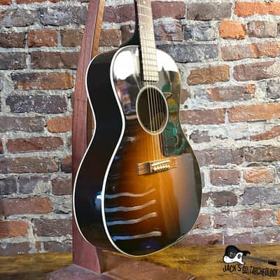 Gibson Acoustic L-00 Standard Acoustic Electric Guitar w/ OHSC (2017 - Sunburst) image 4