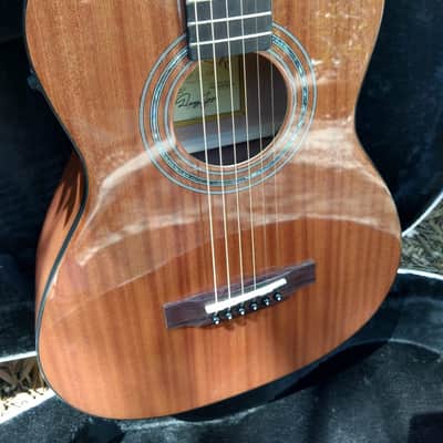 Zager Travel Guitar 2022 Mahogany image 8