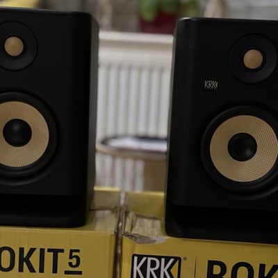 KRK RP-5 Rokit G4 2-Way 5" Active Studio Monitors (Pair) 2019 - 2021 - Black image 3
