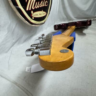 Fender Parts Stratocaster Guitar - 2005 MIM Classic Series '50s neck on ? MIM body with Lindy Fralin electronics + Case image 25