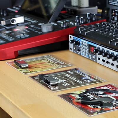 Basic Seven Hip-Hop Drum Sounds v.02 WAV Files | USB Flash Drive image 2
