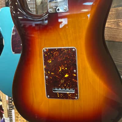 Fender 70th Anniversary American Professional II Stratocaster 2024 - Comet Burst image 3