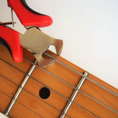 String Cutters image 4