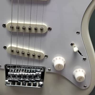 Squier By Fender Stratocaster Guitar Cream image 2