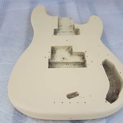 1972 FENDER PRECISION BASS BODY made in USA image 3