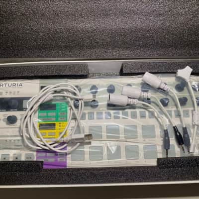 Arturia BeatStep Pro MIDI Controller  White