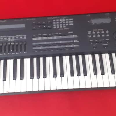 Roland JV-1000 Music Workstation