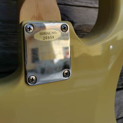 RIF 998 EKO ST-YM Yngwie Malmsteen Stratocaster w/Scalloped Fretboard Vintage White image 17