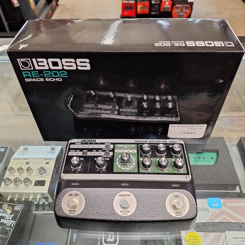 Boss RE-202 Space Echo | Reverb