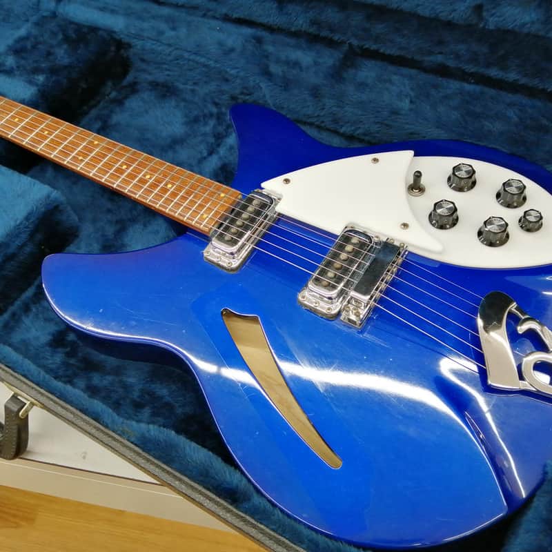 Rickenbacker 330 Midnight Blue Midnight