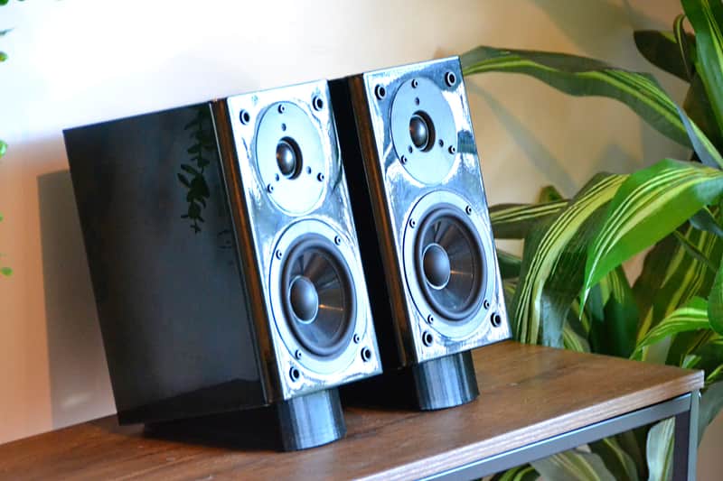 Yamaha NX-E700 2-Way Bookshelf Speakers Piano Black | Reverb