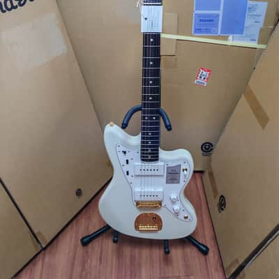 *NEW IN BOX* 2025 Fender Japan Limited Edition Traditional Collection, 60's Jazzmaster White Pearl Gold with Matching Headstock, MIJ image 11