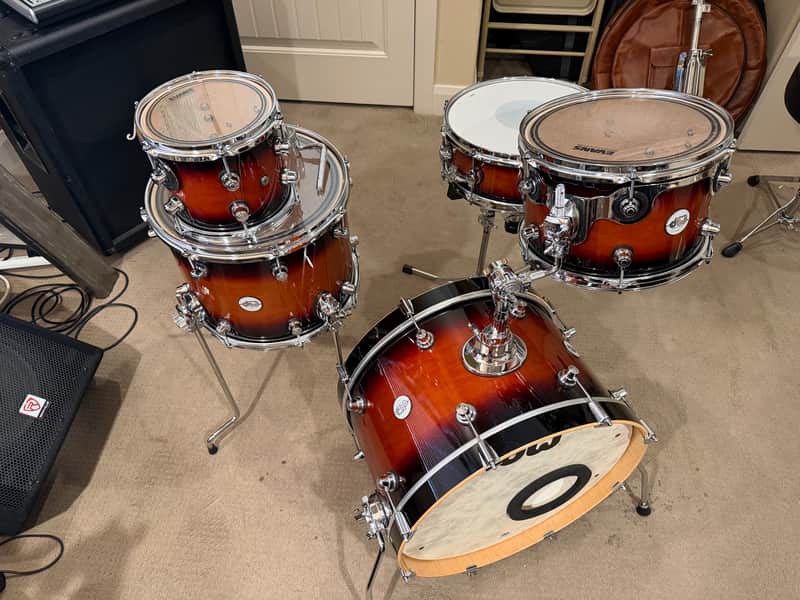 DW Design Series Frequent Flyer 12/14/20/5x14" 4pc Shell Pac with additional 8” tom 2014 - Present - Tobacco Burst image 1