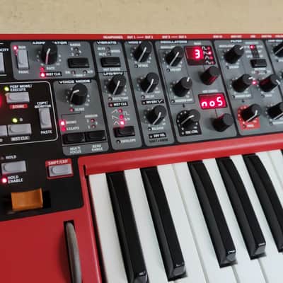 Nord Lead A1 / Synthcloud Libraries and bag Bild 3