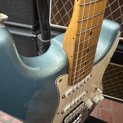 *2001 MIM* Fender Standard HSS Stratocaster Blue Agave image 7