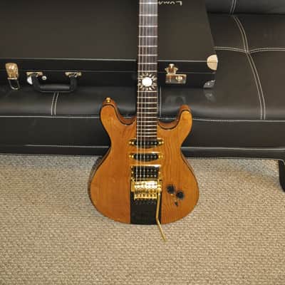 Luman Double Cutaway Natural image 4