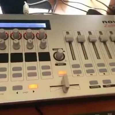 Novation REMOTE Zero SL MK2 MIDI / DAW Controller / Programmer image 3