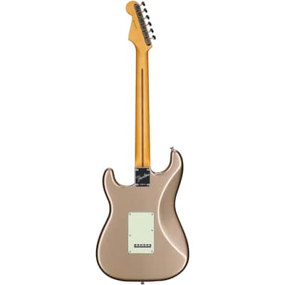 Fender American Professional Classic Stratocaster Electric Guitar, Maple Fingerboard (with Gig Bag) image 4
