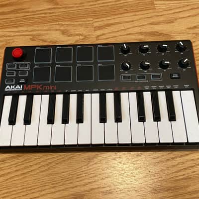 Akai MPK Mini Play MKIII Portable 25-Key MIDI Controller 2022 - Present - Black image 2