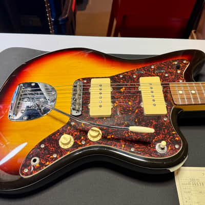 Fender JM66-80 Jazzmaster 2003 - Sunburst image 2