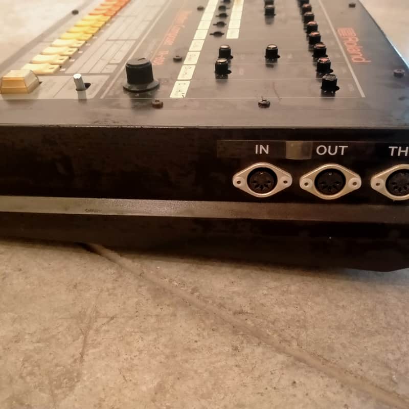 TR-808 Rhythm Composer