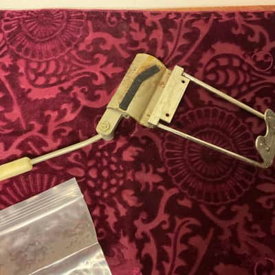 Gibson Lyre Vibrola Nickel Gibson 1960’s - Nickel image 8