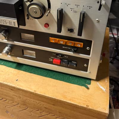 Roberts 1725-8L III Reel to Reel Tape Recorder For Parts Repair image 11