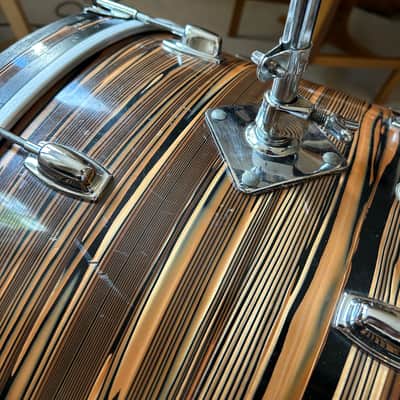 Ludwig Standard 1970’s - Brown Strata image 12