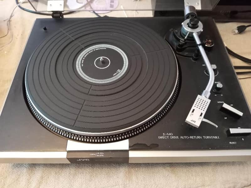 JVC JL-A40 turntable in excellent condition image 1