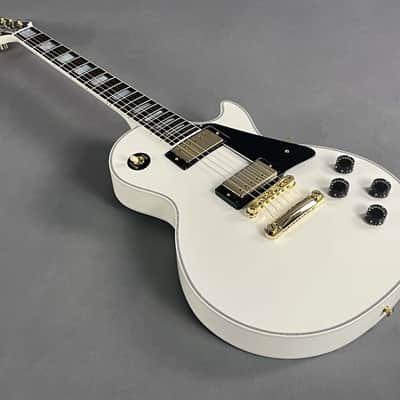 Gibson Custom Les Paul Custom Electric Guitar - Alpine White ~ As New Mint! image 8