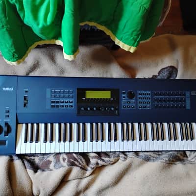 YAMAHA EX5 76 Synthesizer/Sampler/Sequencer (KEYBED/ USB/FLASH UPGRADE) LOCAL ONLY