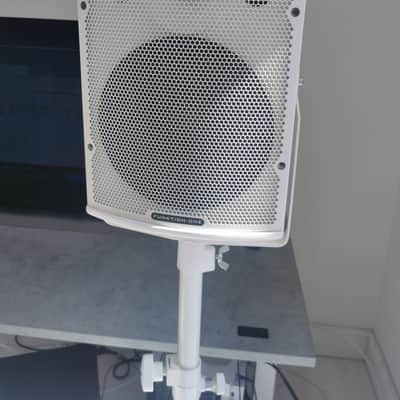 Funktion One F81 (Pair) 2019 - White image 9